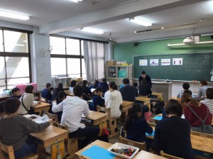 ロボット教室特別授業in多賀小学校3年生親子活動